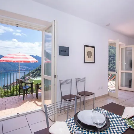 Sleeps 6 Pool Air Con Appartement
